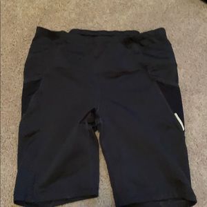 Black athleta short